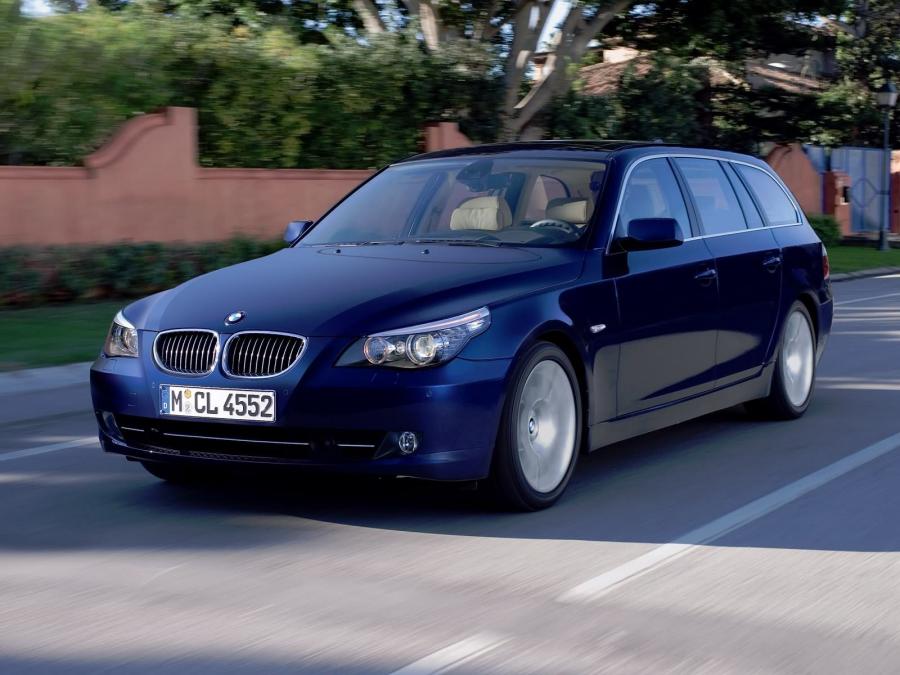  BMW 530i Touring 2007 года  (фото 42 из 46)